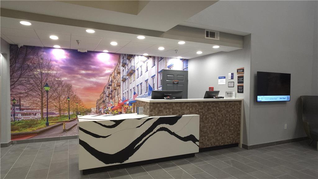 Savannah Gateway Hotel & Suites Джорджтаун Интерьер фото